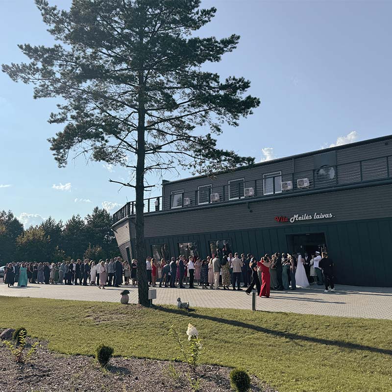 Vestuvės laivo formos viloje Meilės Laivas prie Vilniaus